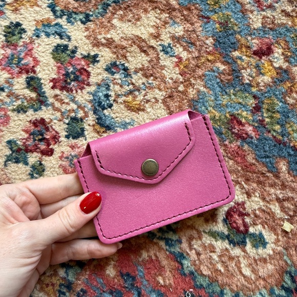 Portland Leather Pink Card Holder Wallet - Picture 1 of 3